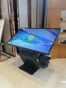 银川触摸一体机在高速公路服务区的应用特点