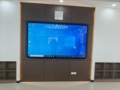 油二联100寸会议一体机调试圆满完成 赋能